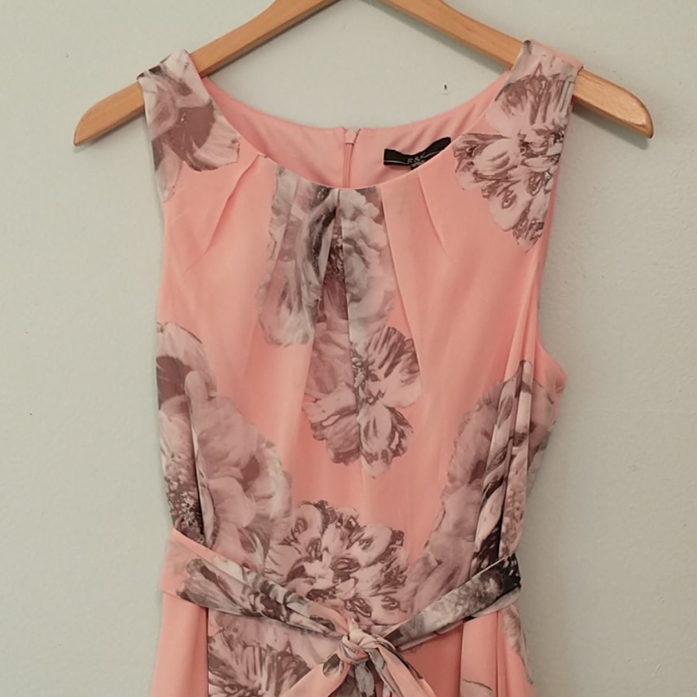 Pretty Floral Maxi Dress